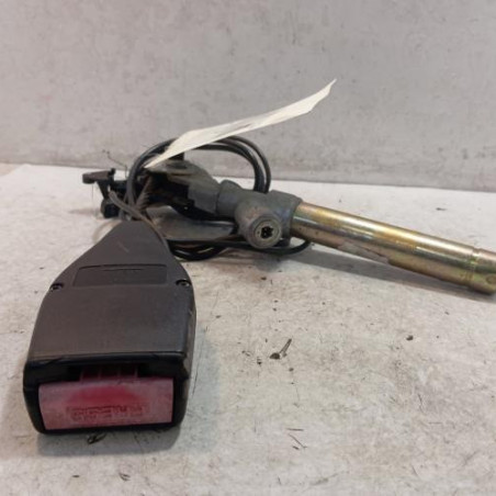 Attache ceinture avant gauche RENAULT CLIO 2 Photo n°1