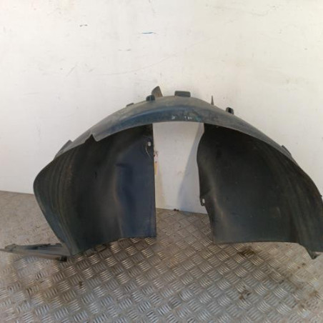 Pare boue avant gauche PEUGEOT 207