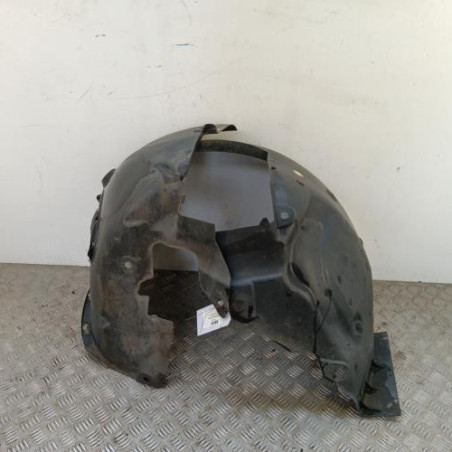 Pare boue avant droit RENAULT MEGANE 2 Photo n°1