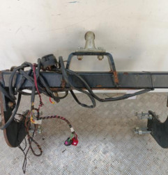 Attelage (boule de remorquage) VOLKSWAGEN CRAFTER 1