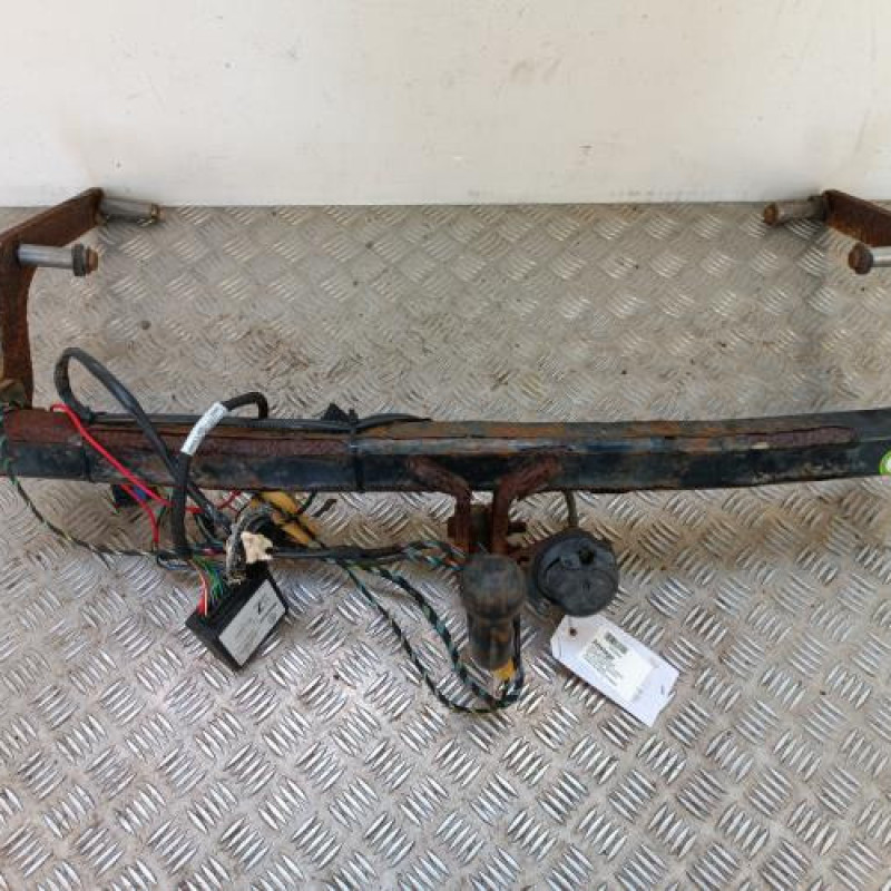 Attelage (boule de remorquage) DACIA SANDERO 2