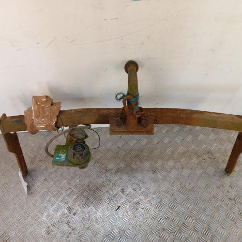 Attelage (boule de remorquage) PEUGEOT 206+