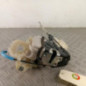 Serrure avant gauche KIA SOUL 2