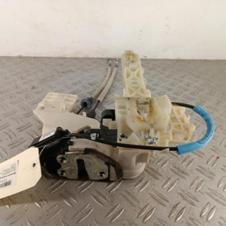 Serrure avant gauche KIA SOUL 2