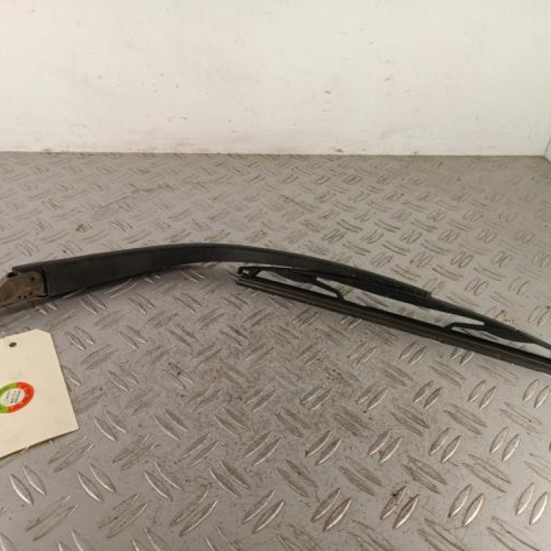 Bras essuie glace arriere RENAULT TWINGO 1 Bras essuie glace arriere RENAULT TWINGO 1