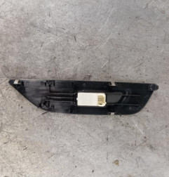 Interrupteur de leve vitre avant droit PEUGEOT 2008 2