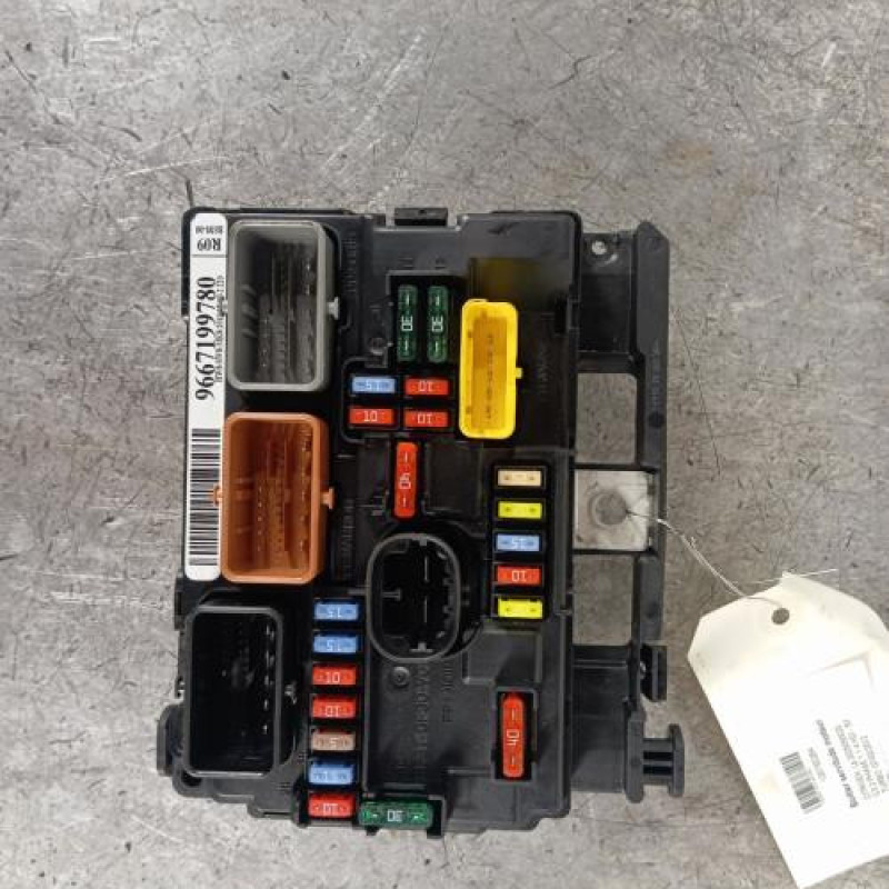 Boitier servitude moteur (BSM) CITROEN C3 2 Boitier servitude moteur (BSM) CITROEN C3 2