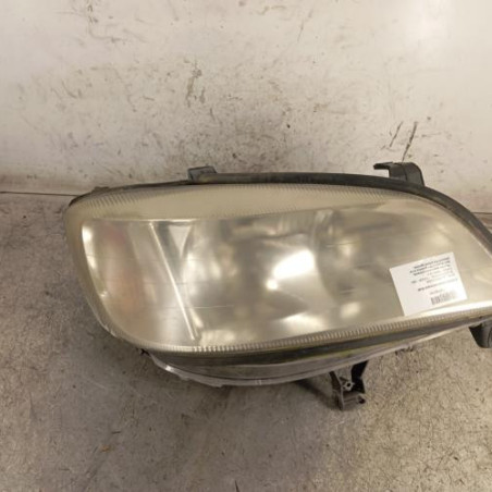 Optique avant principal droit (feux)(phare) OPEL ZAFIRA A Photo n°1
