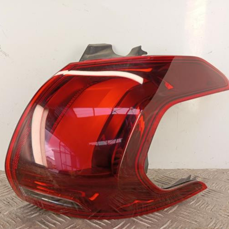 Feu arriere principal droit (feux) PEUGEOT 2008 1