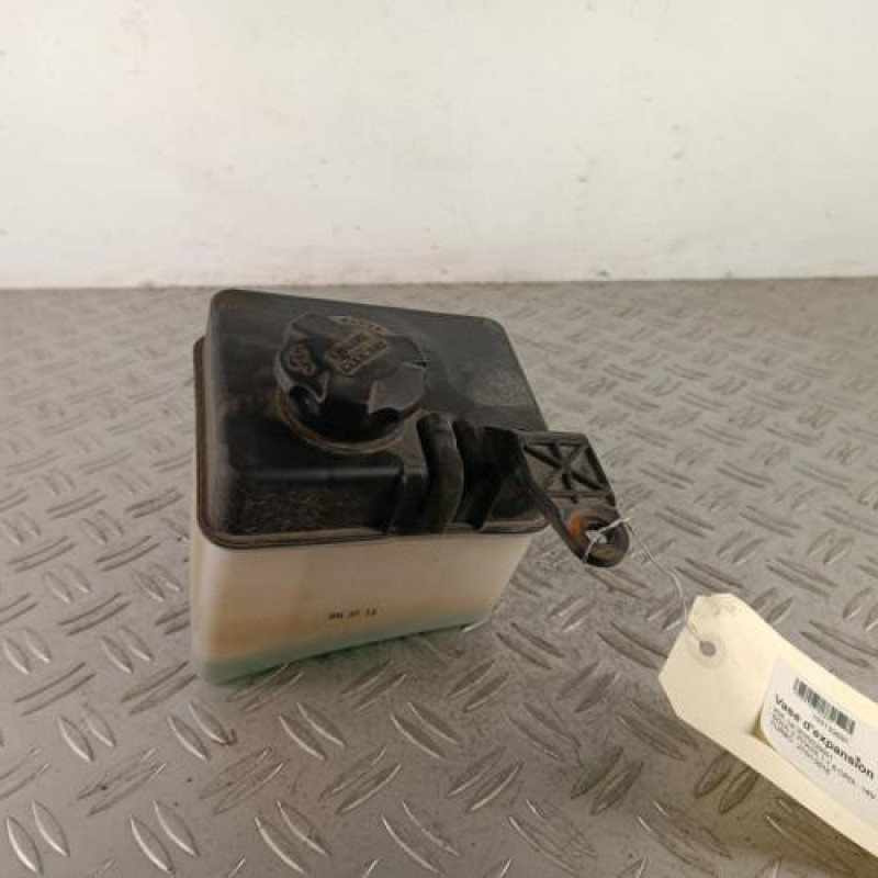 Vase d'expansion KIA SOUL 2 Vase d'expansion KIA SOUL 2