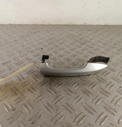 Poignee porte arriere droit VOLKSWAGEN POLO 6 Photo n°1
