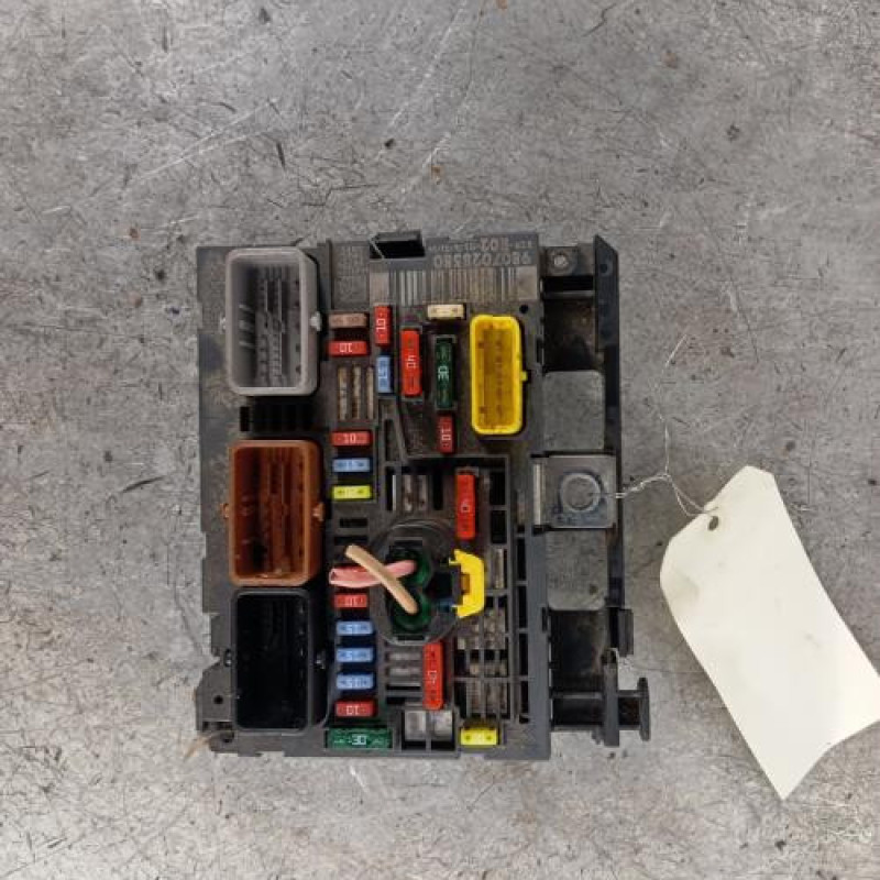 Boitier servitude moteur (BSM) CITROEN C5 2 Boitier servitude moteur (BSM) CITROEN C5 2