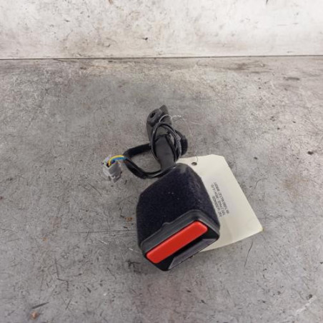 Attache ceinture avant droit FIAT TIPO 2