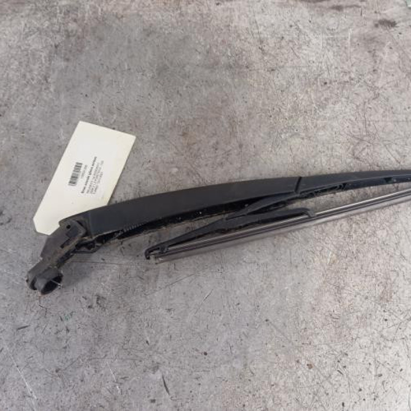 Bras essuie glace arriere PEUGEOT 2008 2 Bras essuie glace arriere PEUGEOT 2008 2