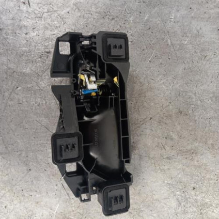 Poignee interieur arriere droit PEUGEOT 2008 2