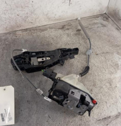 Serrure arriere droit PEUGEOT 2008 2