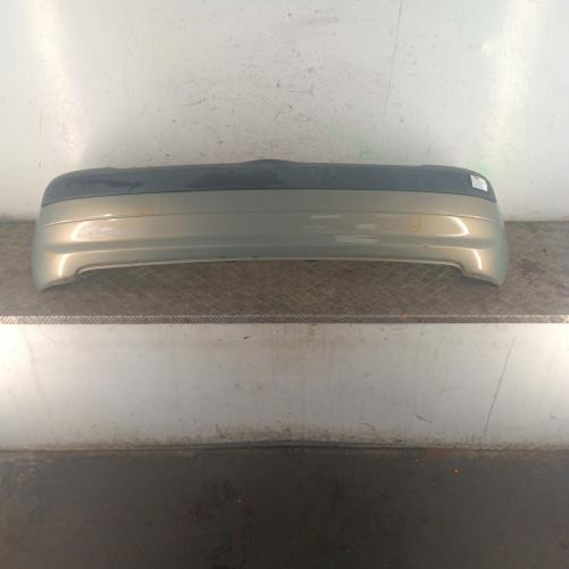 Pare choc arriere RENAULT CLIO 2