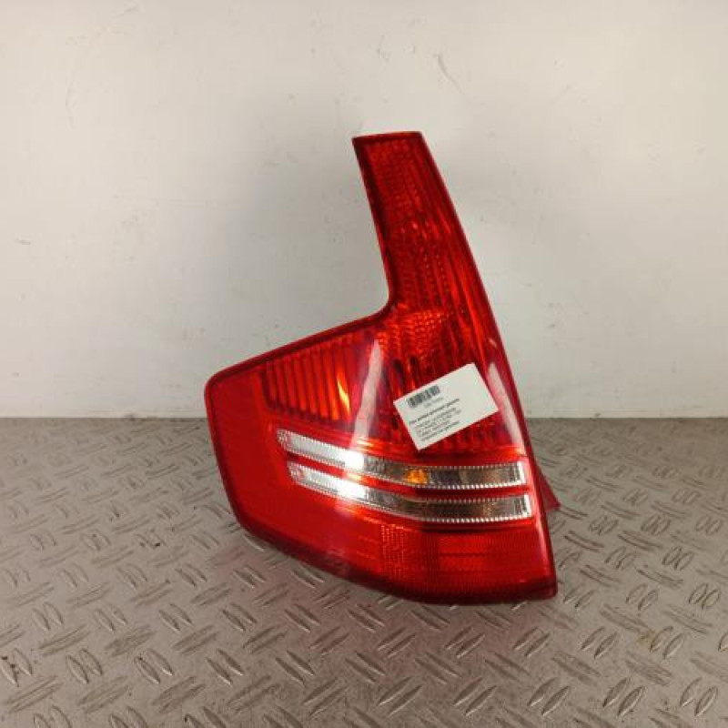Feu arriere principal gauche (feux) CITROEN C4 1 Feu arriere principal gauche (feux) CITROEN C4 1