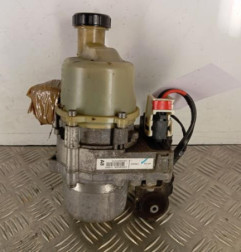 Pompe de direction DACIA DUSTER 1