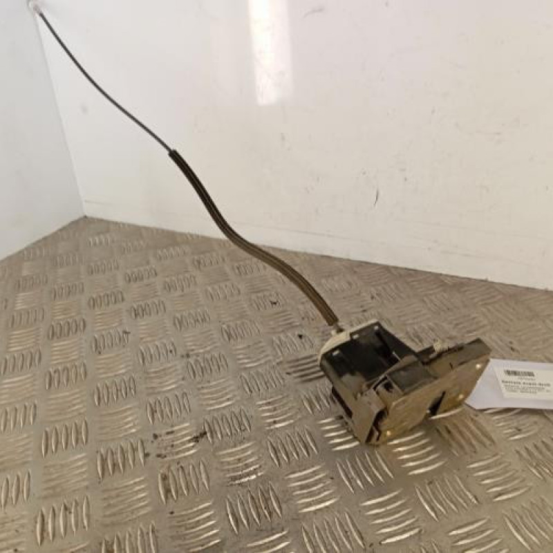Serrure avant droit RENAULT CLIO 2