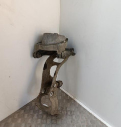 Support pivot avant droit PEUGEOT 407 Photo n°1