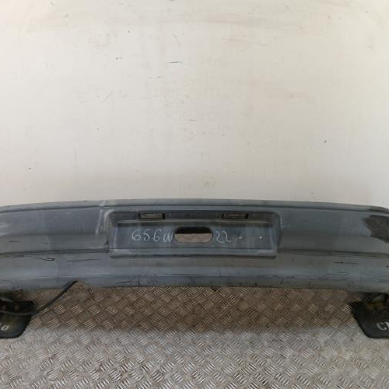 Pare choc arriere RENAULT CLIO 1