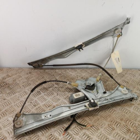 Leve vitre electrique avant droit RENAULT CLIO 3 Photo n°1