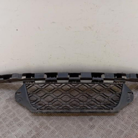 Grille de pare choc RENAULT MEGANE 3 Photo n°1