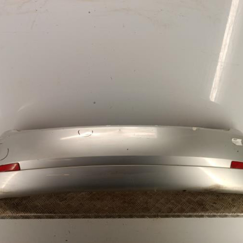 Pare choc arriere FORD FIESTA 5
