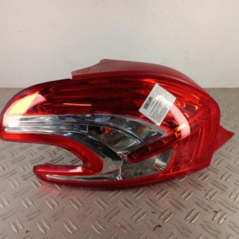 Feu arriere principal gauche (feux) PEUGEOT 208 1
