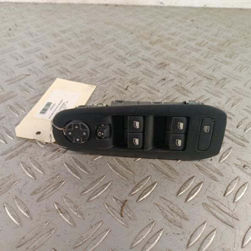 Interrupteur de leve vitre avant gauche PEUGEOT 308 2