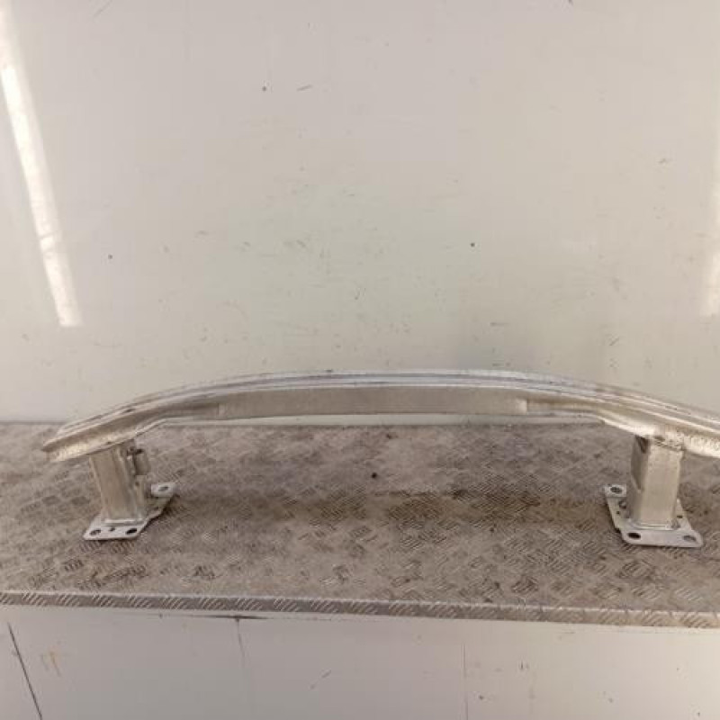 Renfort pare choc avant (traverse) RENAULT MEGANE 3