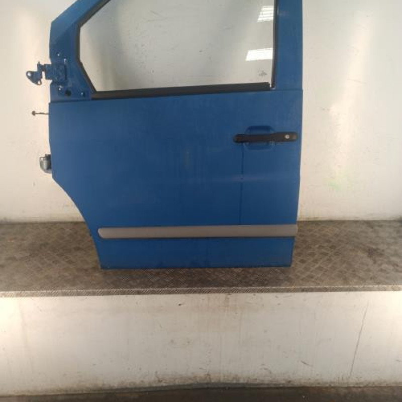 Porte avant gauche MERCEDES VITO 638