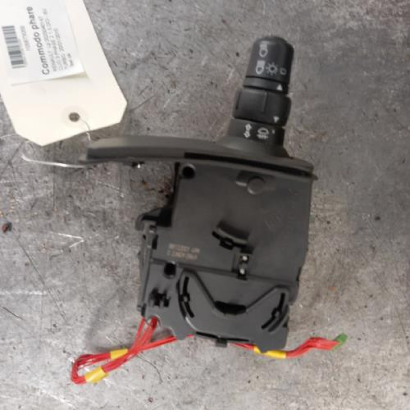 Commodo phare RENAULT CLIO 3 Commodo phare RENAULT CLIO 3