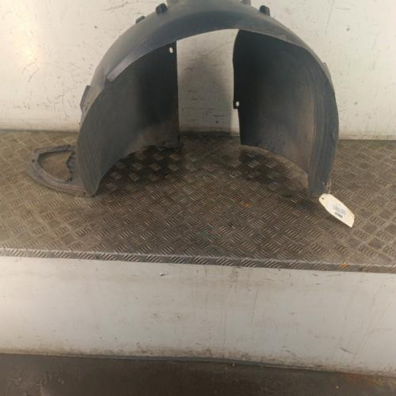 Pare boue avant gauche PEUGEOT 207 Pare boue avant gauche PEUGEOT 207