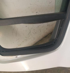 Porte arriere droit RENAULT CLIO 3 Photo n°4