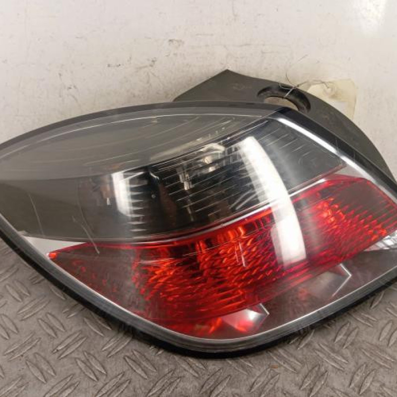 Feu arriere principal gauche (feux) OPEL ASTRA H