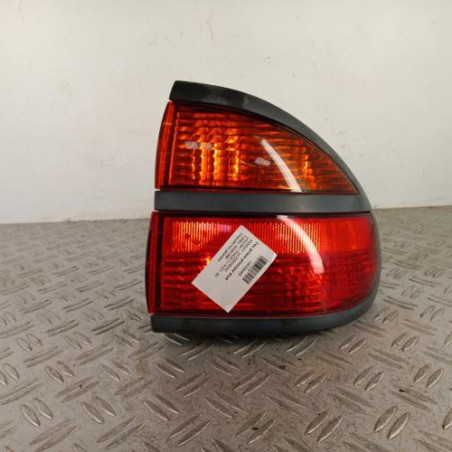 Feu arriere principal droit (feux) RENAULT LAGUNA 1 Photo n°1