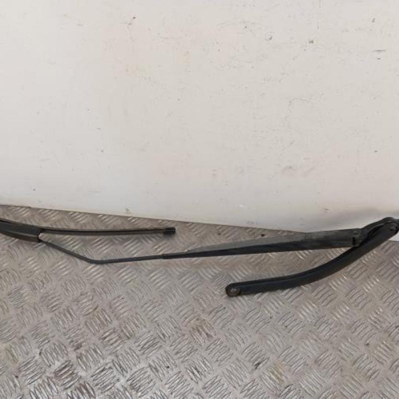 Bras essuie glace avant droit RENAULT GRAND SCENIC 2 Bras essuie glace avant droit RENAULT GRAND SCENIC 2