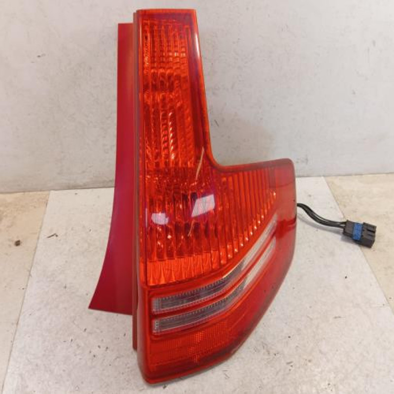 Feu arriere principal droit (feux) CITROEN C4 1 Feu arriere principal droit (feux) CITROEN C4 1
