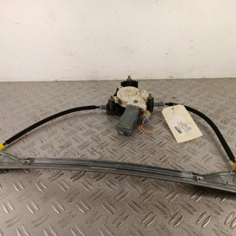 Leve vitre electrique avant droit RENAULT CLIO 2