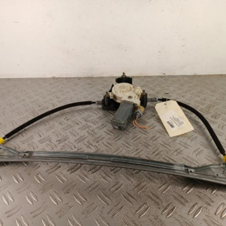 Leve vitre electrique avant droit RENAULT CLIO 2 Photo n°1