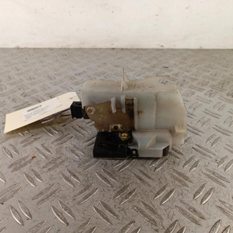 Serrure arriere gauche RENAULT CLIO 2