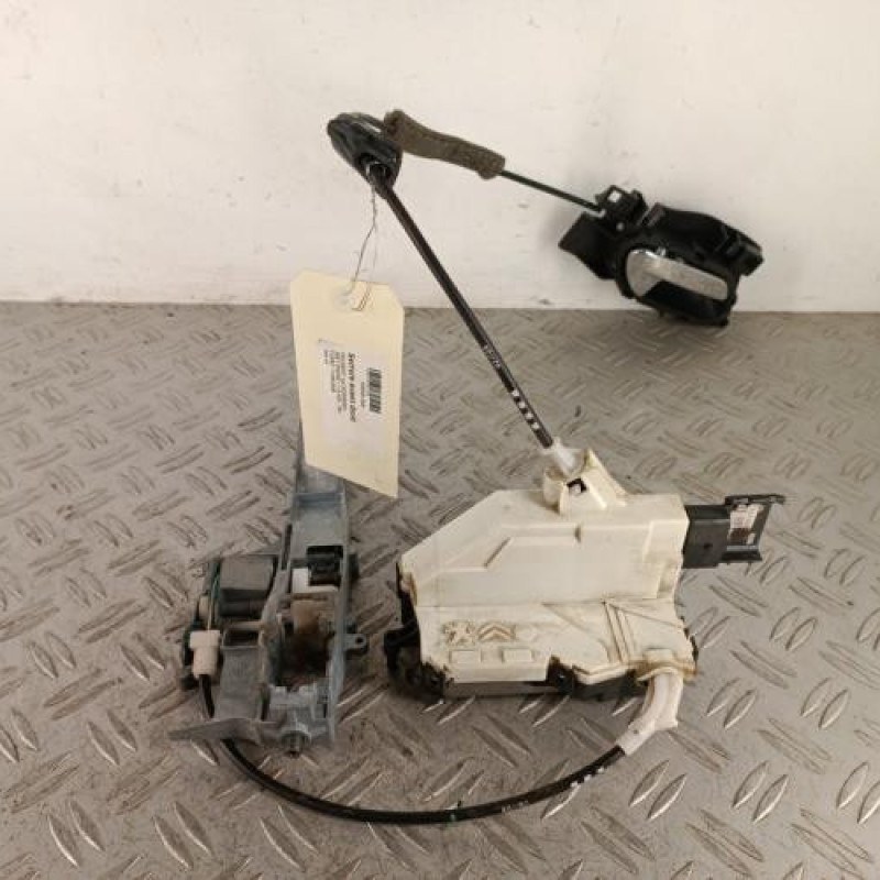 Serrure avant droit PEUGEOT 308 1