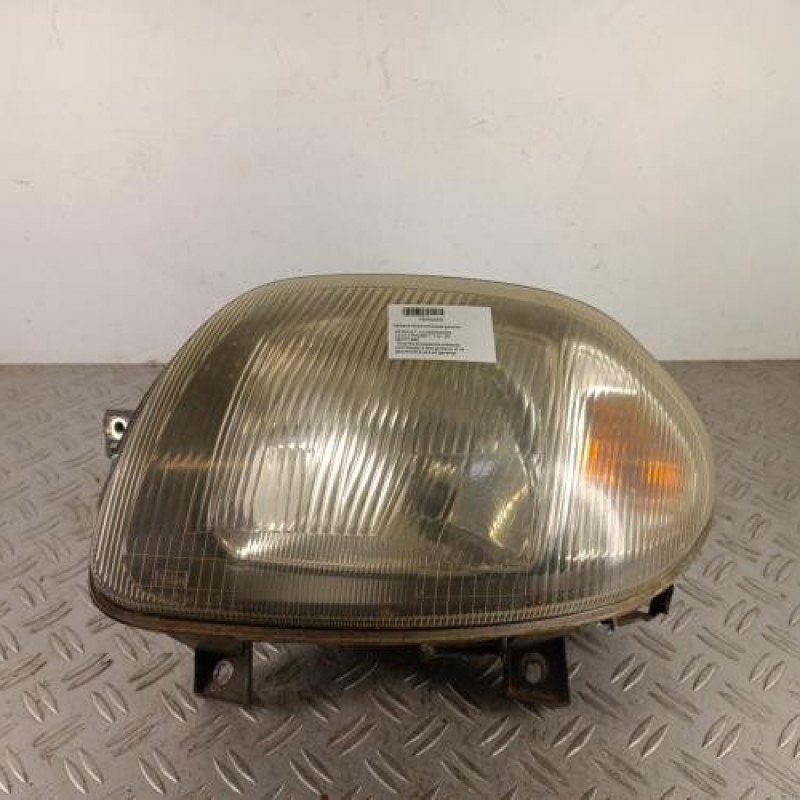 Optique avant principal gauche (feux)(phare) RENAULT CLIO 2