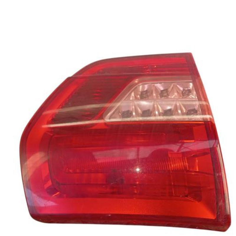 Feu arriere secondaire gauche (feux) CITROEN C5 2 Feu arriere secondaire gauche (feux) CITROEN C5 2