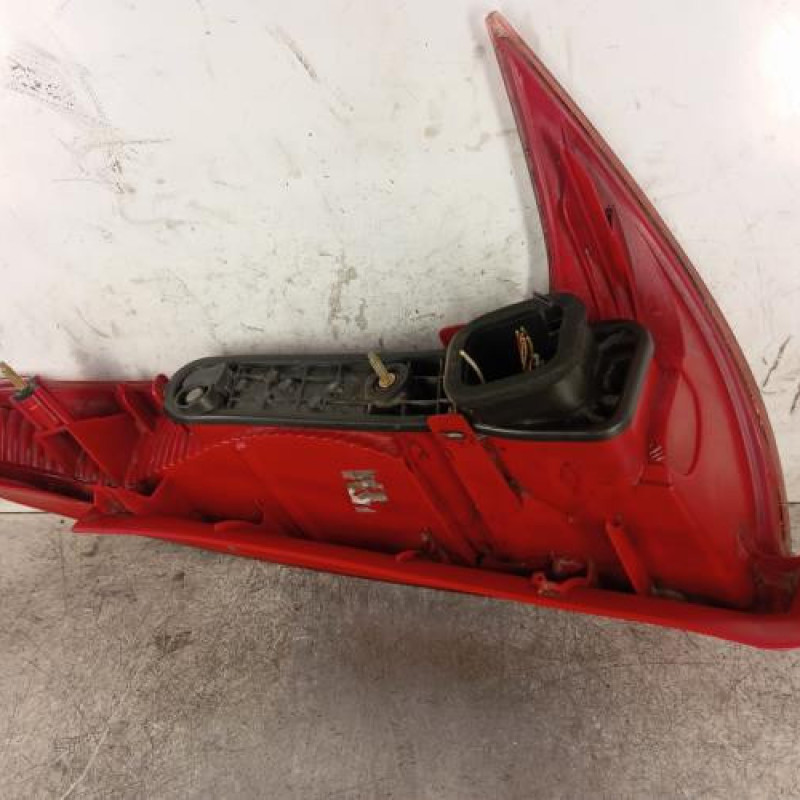 Feu arriere principal gauche (feux) PEUGEOT 206 Feu arriere principal gauche (feux) PEUGEOT 206
