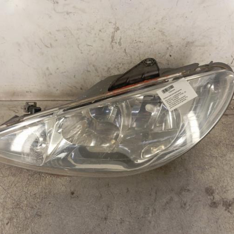 Optique avant principal gauche (feux)(phare) PEUGEOT 206