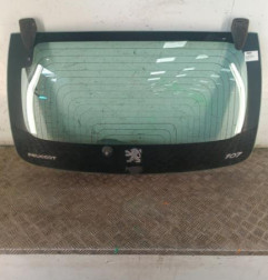 Lunette arriere PEUGEOT 107 Photo n°1