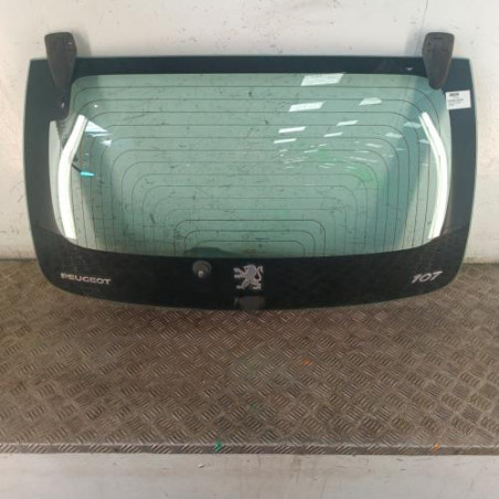 Lunette arriere PEUGEOT 107 Photo n°1